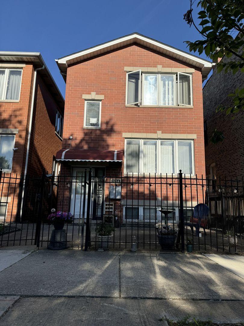 3714 S Hermitage Ave., Chicago, IL 60609