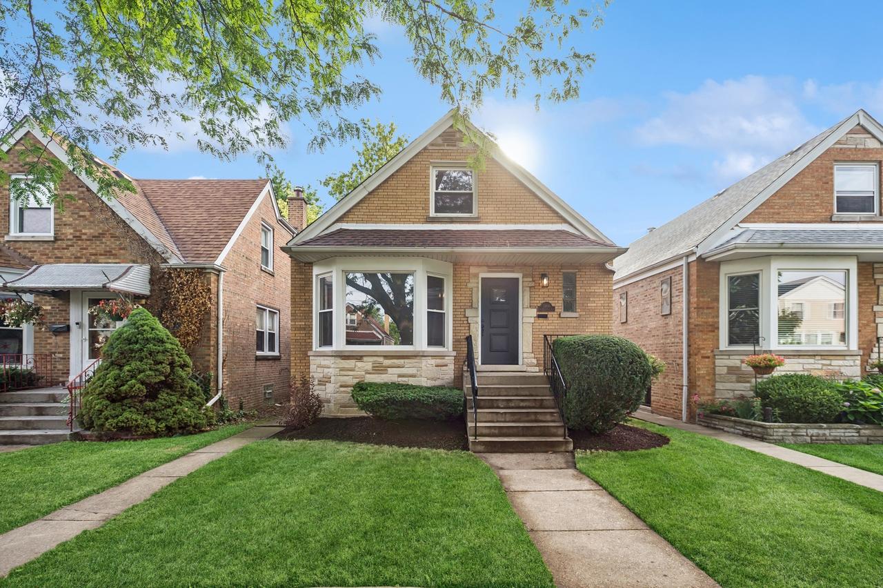 5406 N Mulligan Ave., Chicago, IL 60630