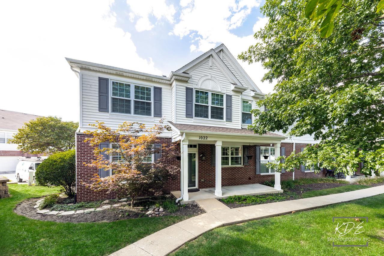1022 Neudearborn Ln. #19-1022, Naperville, IL 60563
