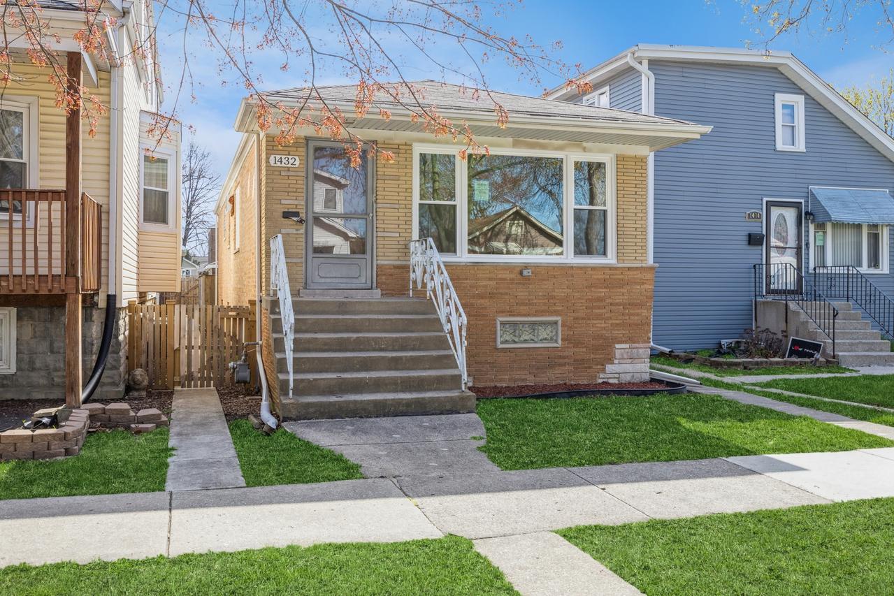 1432 Marengo Ave., Forest Park, IL 60130