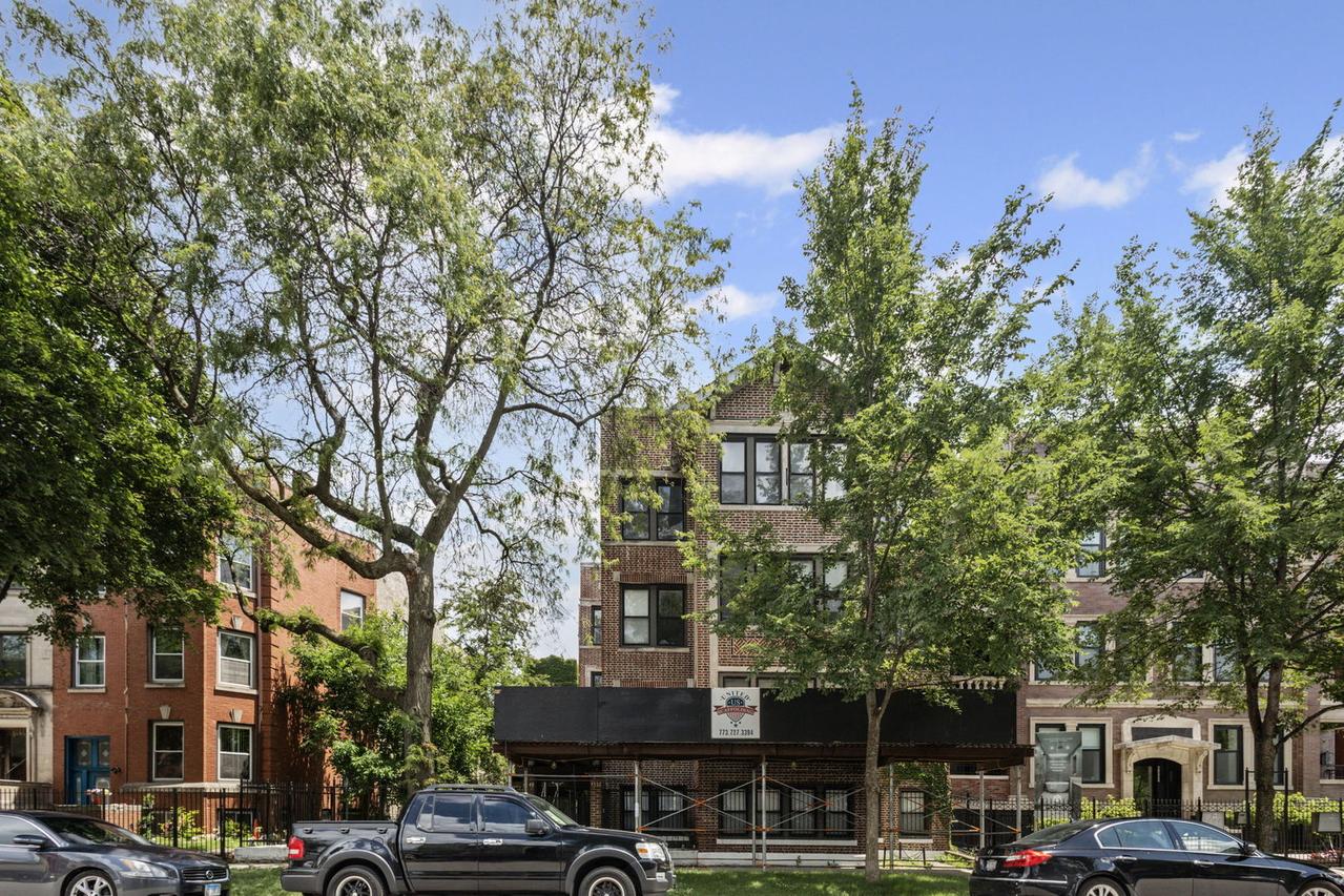 4557 S Michigan Ave. #1, Chicago, IL 60615