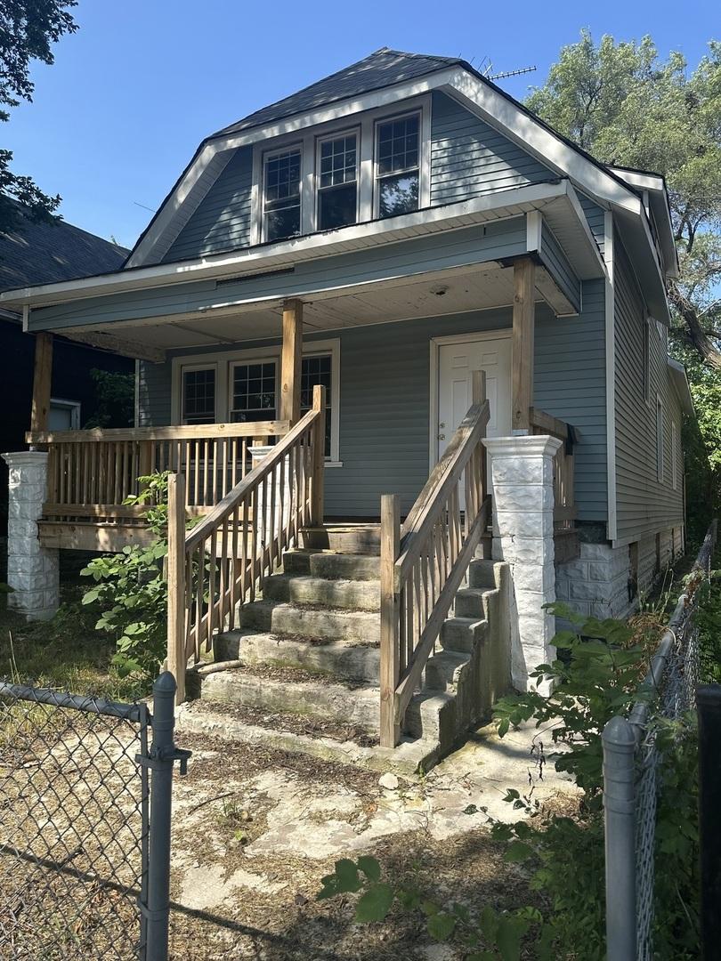 11922 S Perry Ave., Chicago, IL 60628