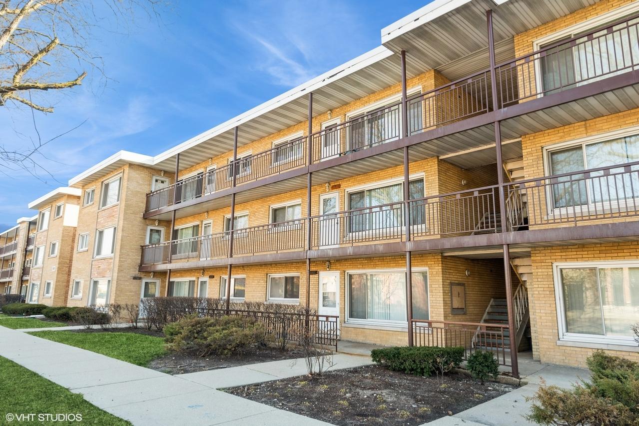 4907 N Harlem Ave. #1, Chicago, IL 60656
