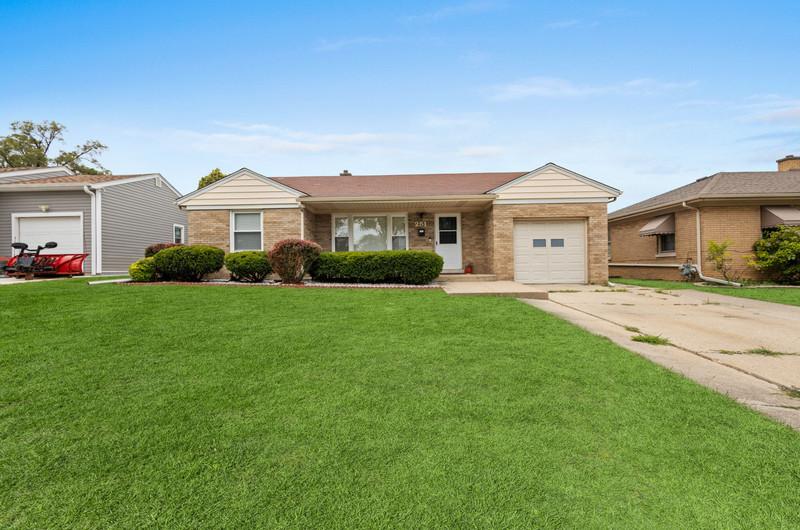 251 W 10th St., Chicago Heights, IL 60411