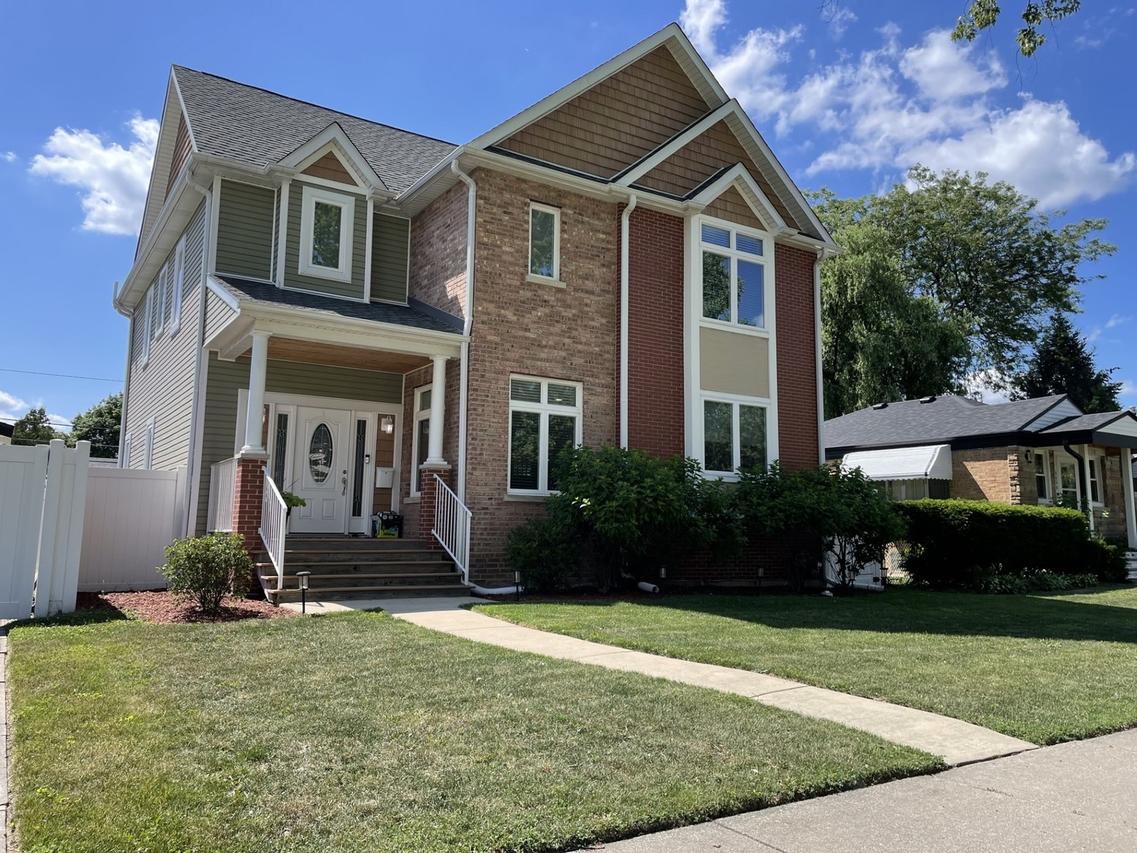 9024 Marmora Ave., Morton Grove, IL 60053
