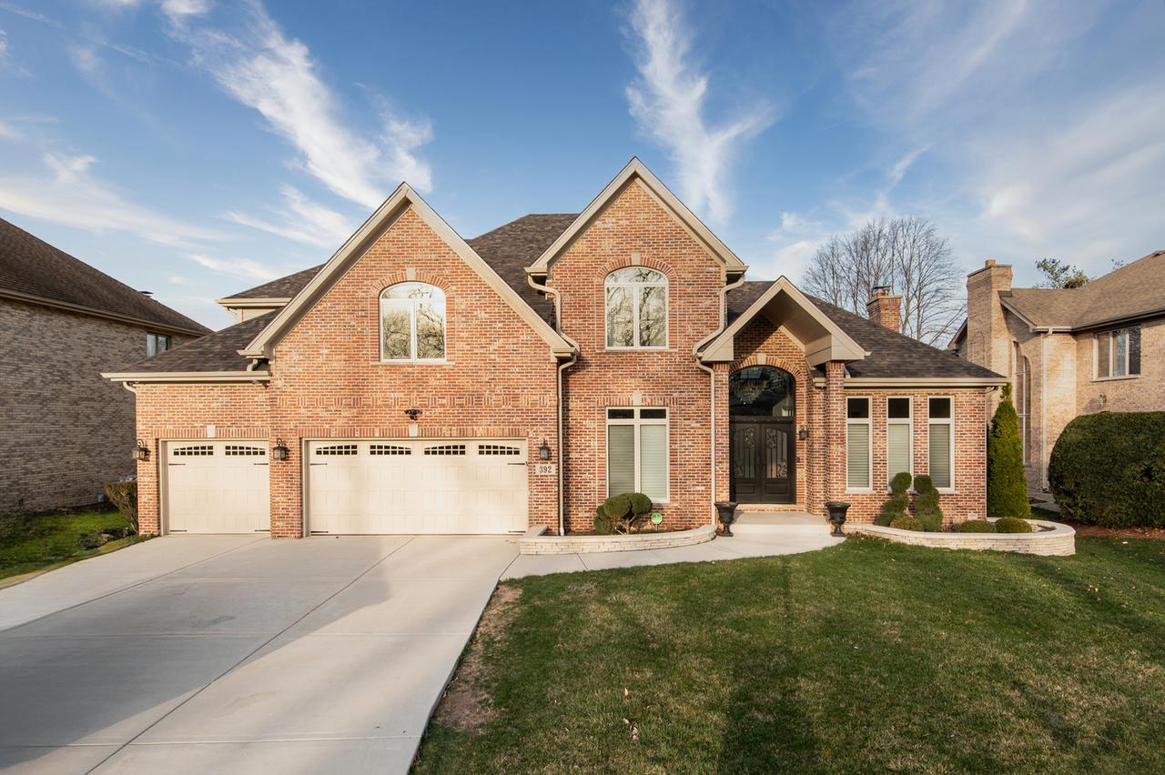 392 Spruce Rd., Wood Dale, IL 60191