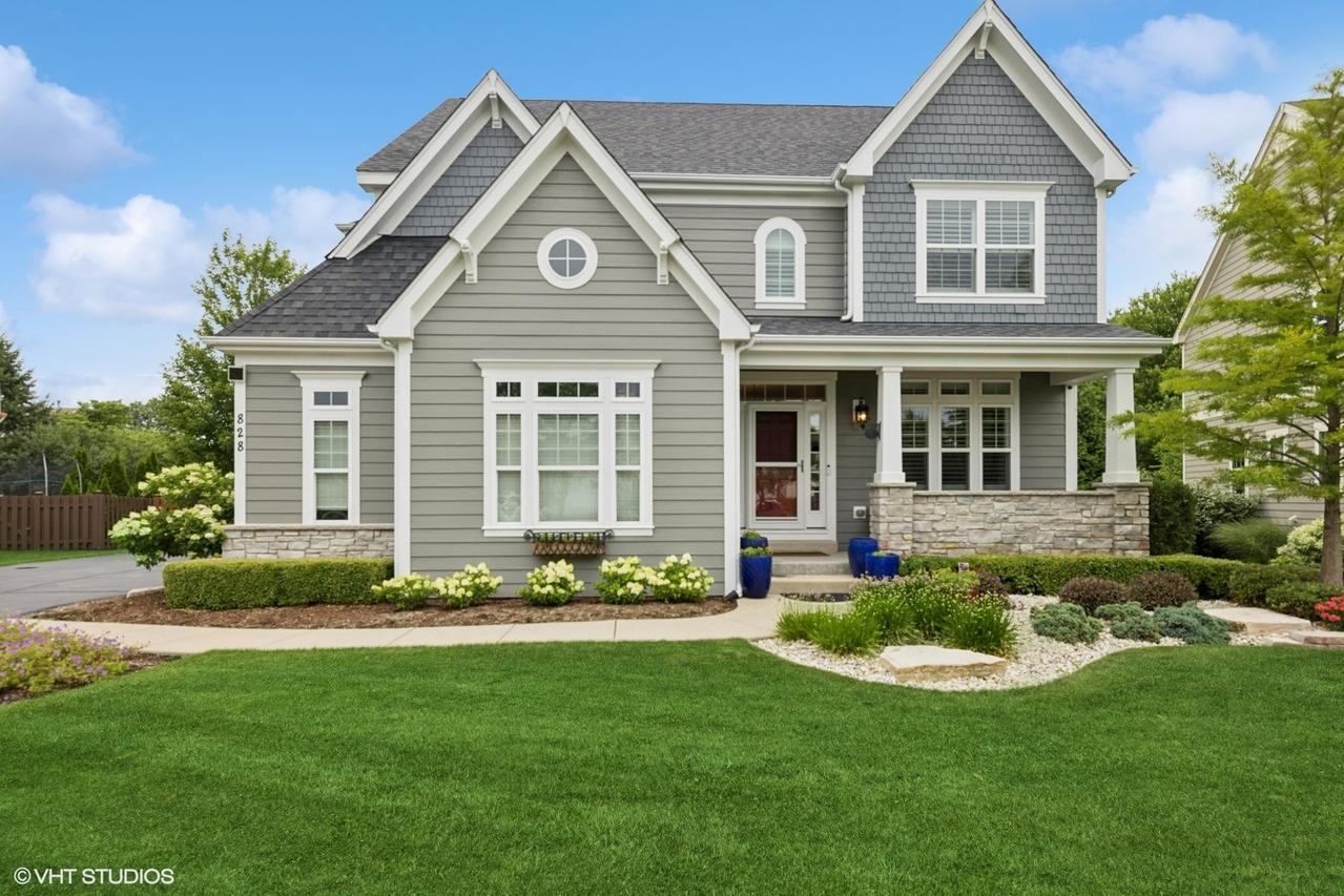828 Waterford Cut, Crystal Lake, IL 60014