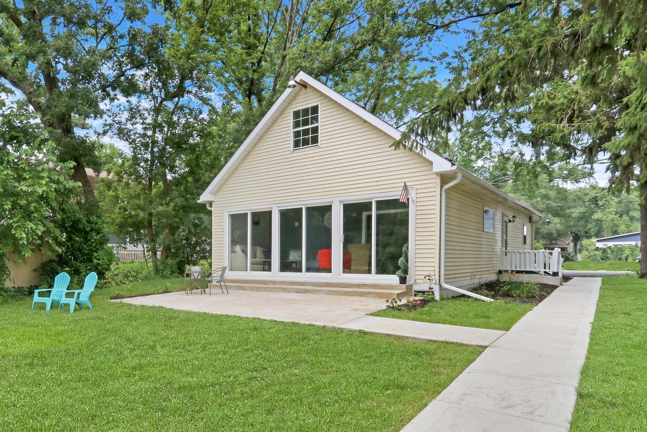 41607 N Lotus Ave., Antioch, IL 60002