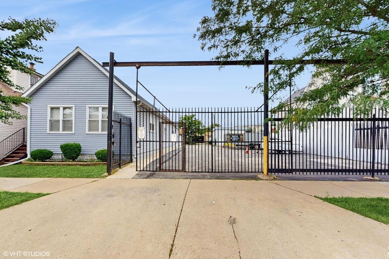 5021 W Grand Ave., Chicago, IL 60639