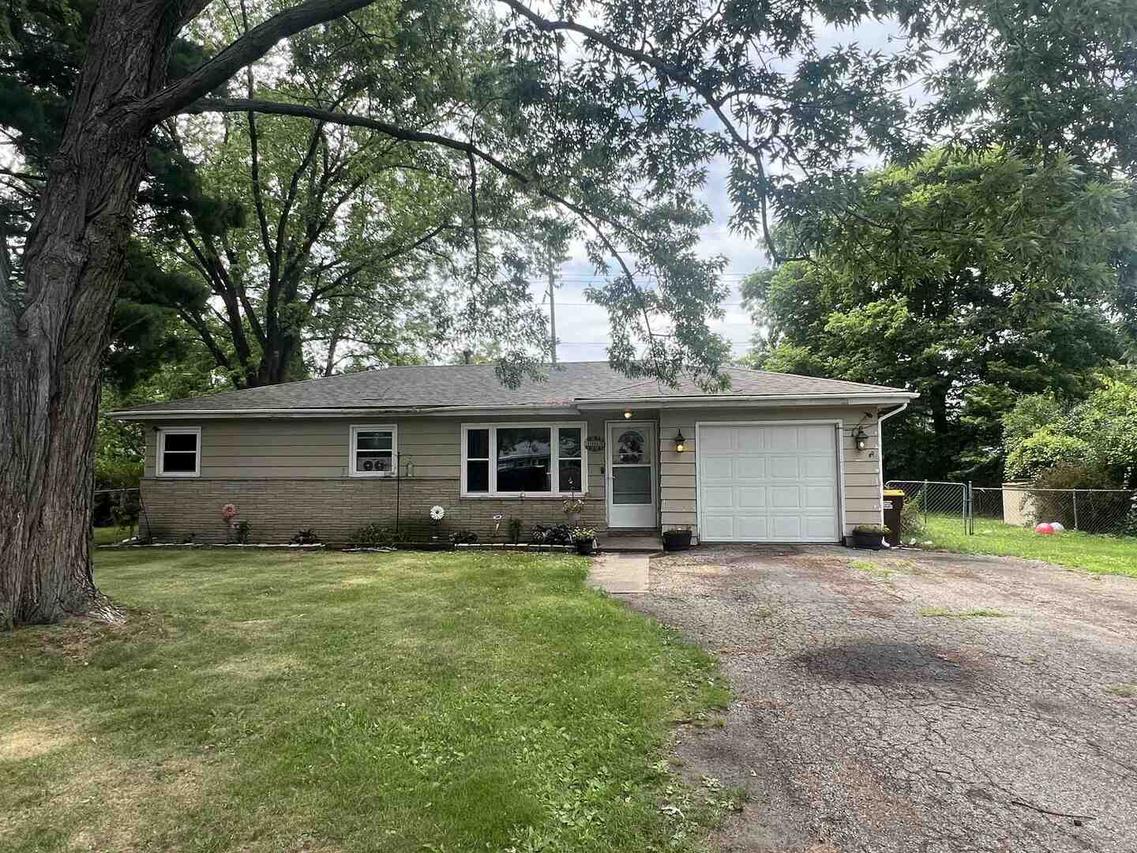 8212 Cameo Dr., Machesney Park, IL 61115