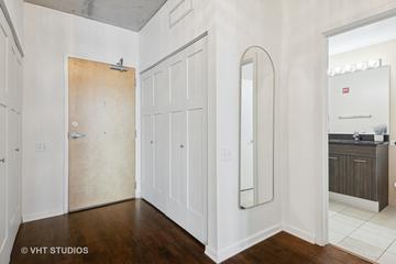 659 W Randolph St. #919, Chicago, IL 60661