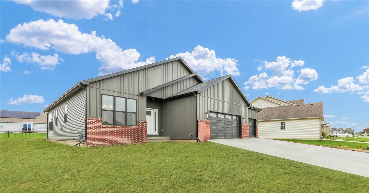 2816 Clarion Rd., Urbana, IL 61802