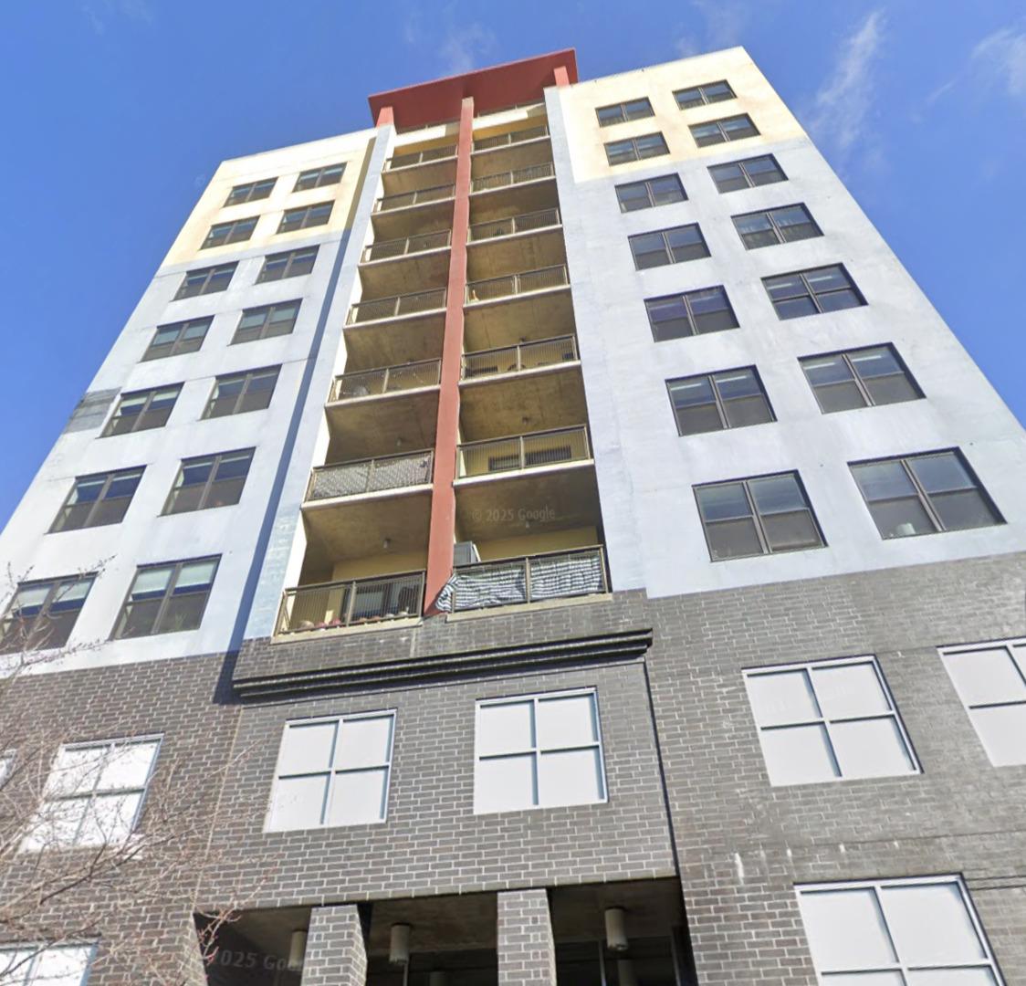 1122 W Catalpa Ave. #801, Chicago, IL 60640