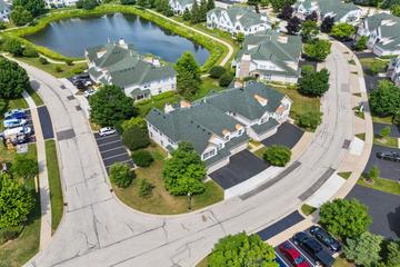 415 Bay Tree Cir., Vernon Hills, IL 60061