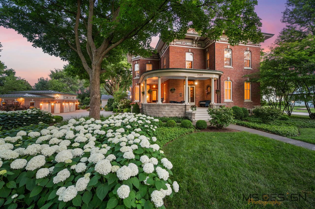 740 W State St., Sycamore, IL 60178