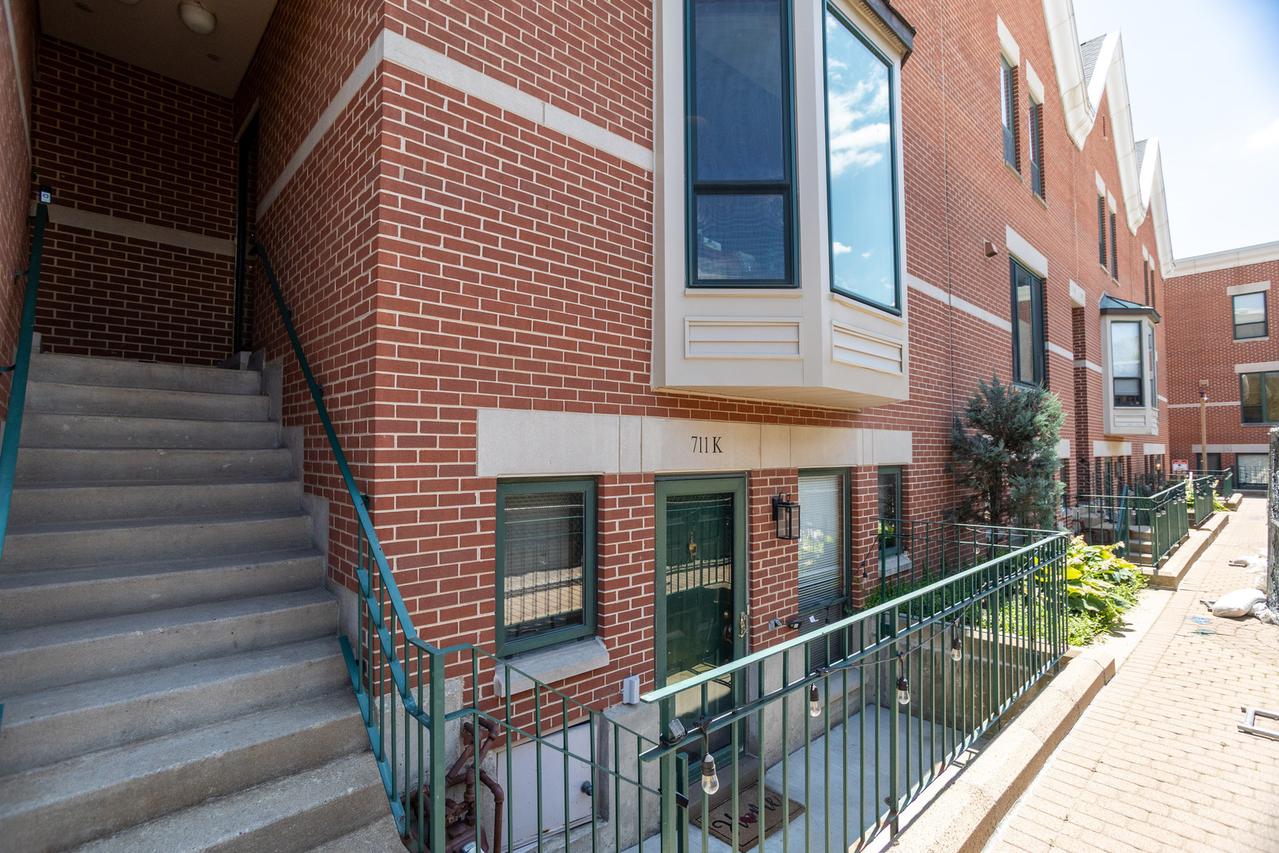 711 S Ashland Ave. #K, Chicago, IL 60607