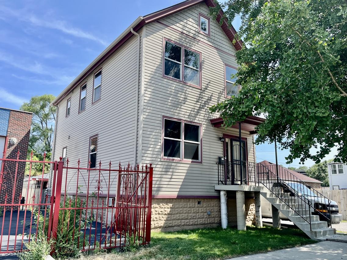 2948 E 95th St., Chicago, IL 60617