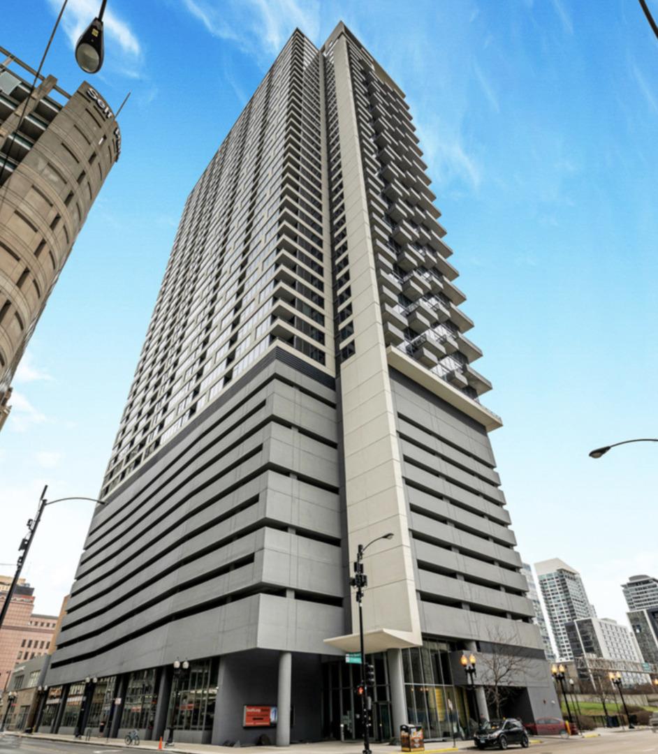 235 W Van Buren St. #1703, Chicago, IL 60607