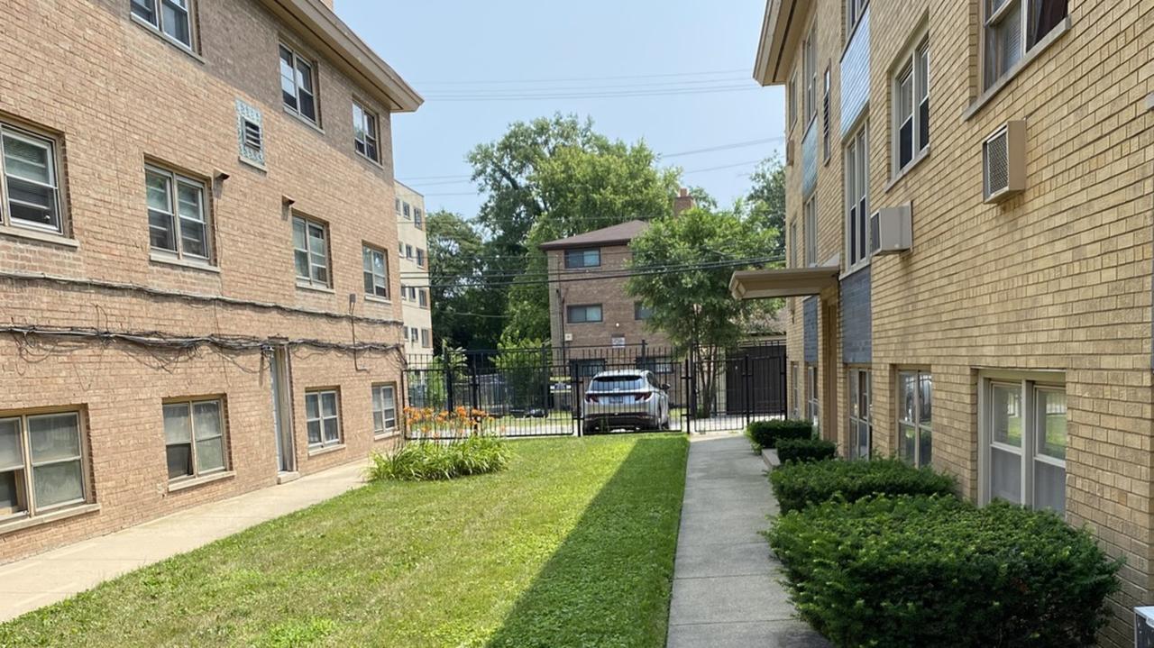 9215 S Cottage Grove Ave. #2W, Chicago, IL 60619