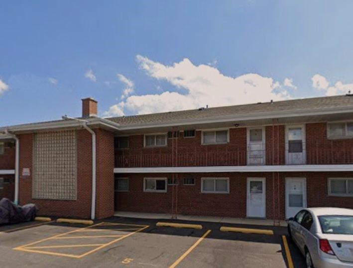 1107 Holiday Ln. #5, Des Plaines, IL 60016