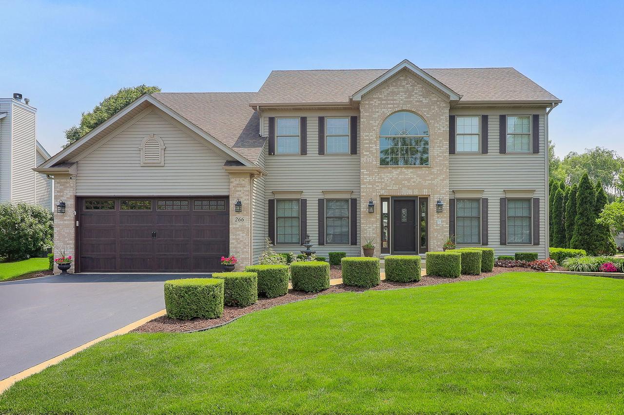 266 Morgan Valley Dr., Oswego, IL 60543