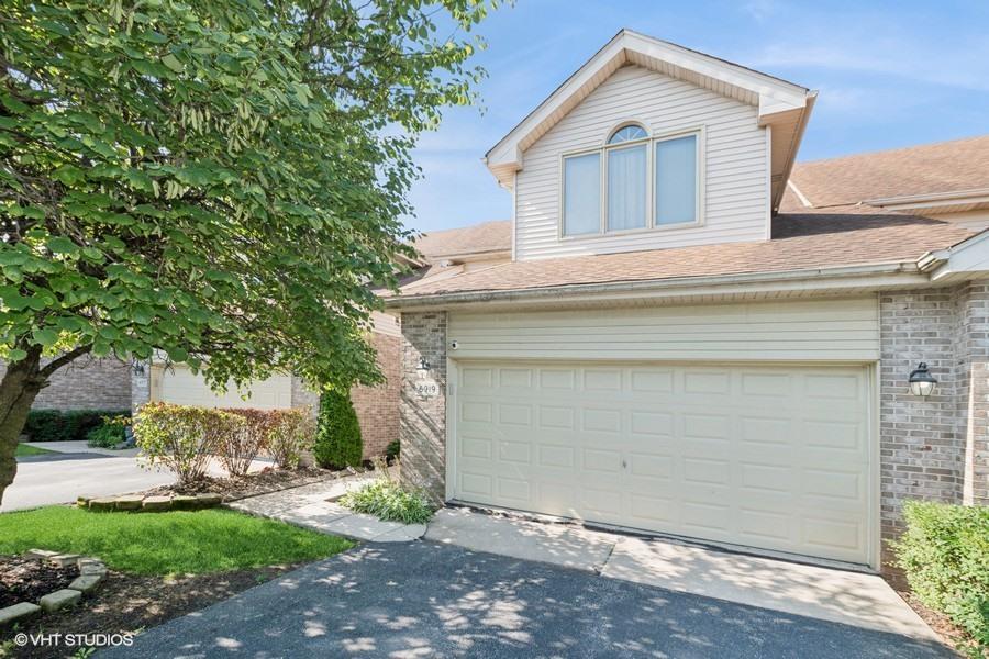 6919 Lexington Ct., Tinley Park, IL 60477