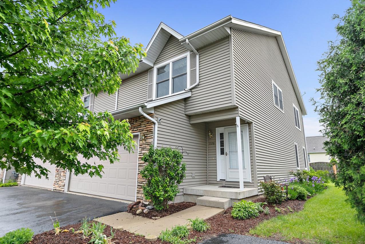 1126 Rose Dr., Sycamore, IL 60178