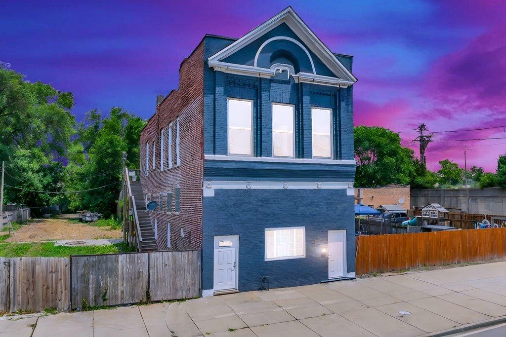 396 E Kensington Ave., Chicago, IL 60628