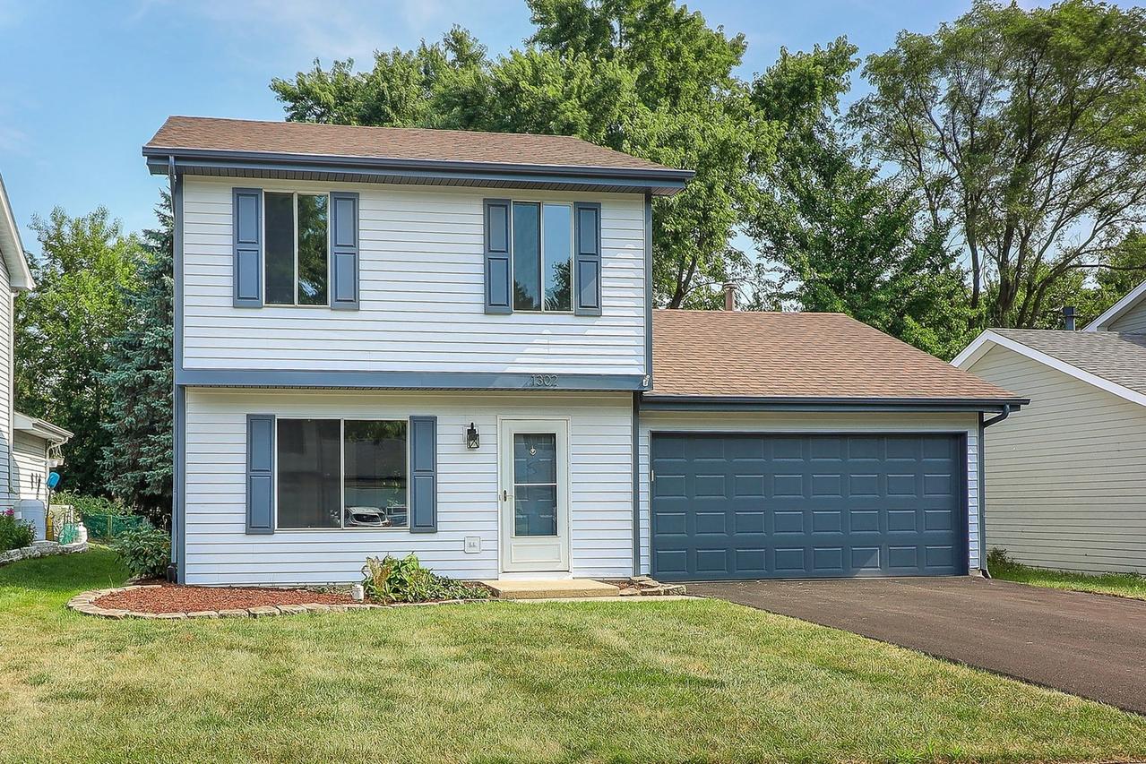 1302 Haverhill Cir., Naperville, IL 60563