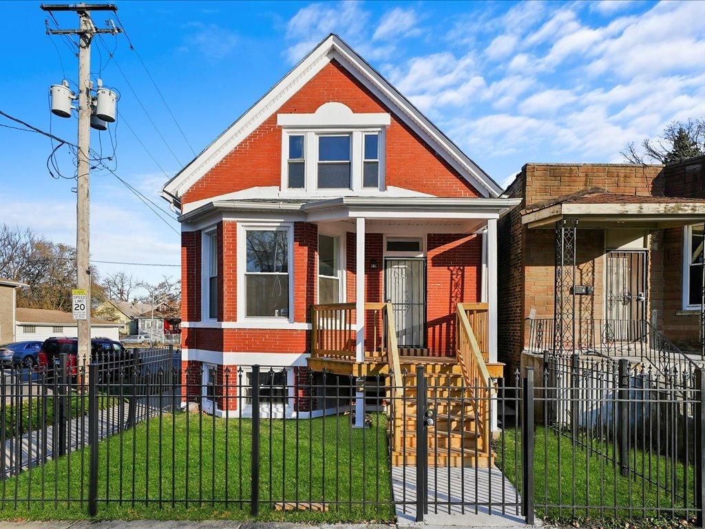 6501 S Hamilton Ave., Chicago, IL 60636