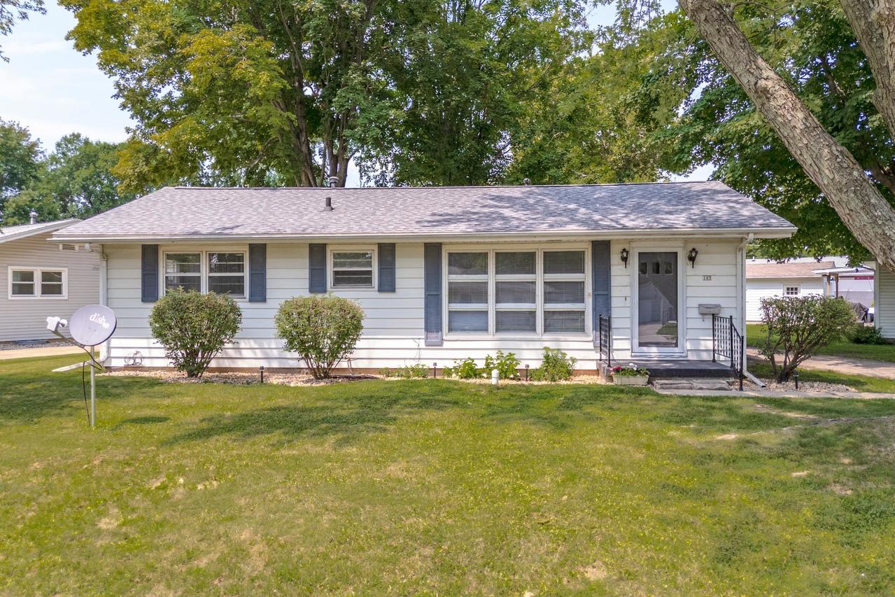 105 Conley Cir., Bloomington, IL 61701