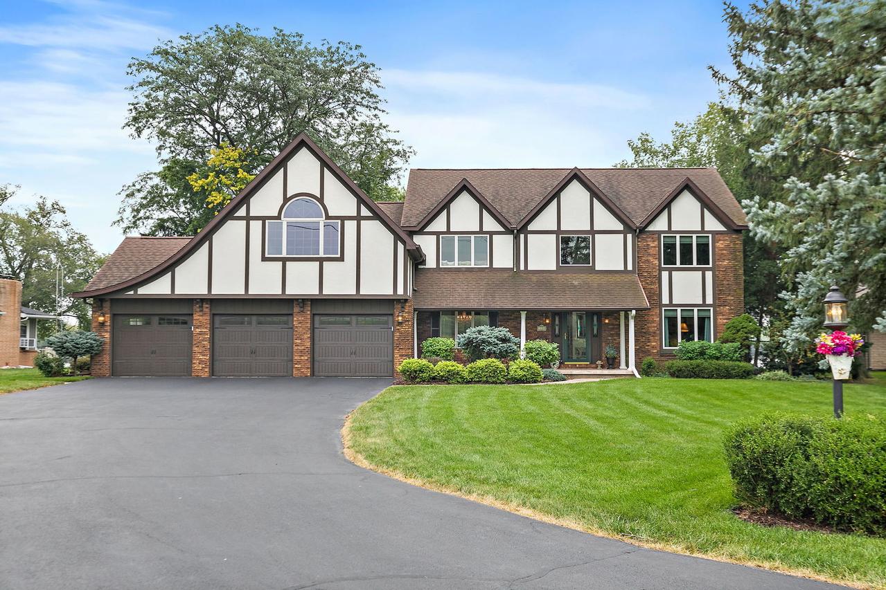 1606 Gregden Shores Dr., Sterling, IL 61081