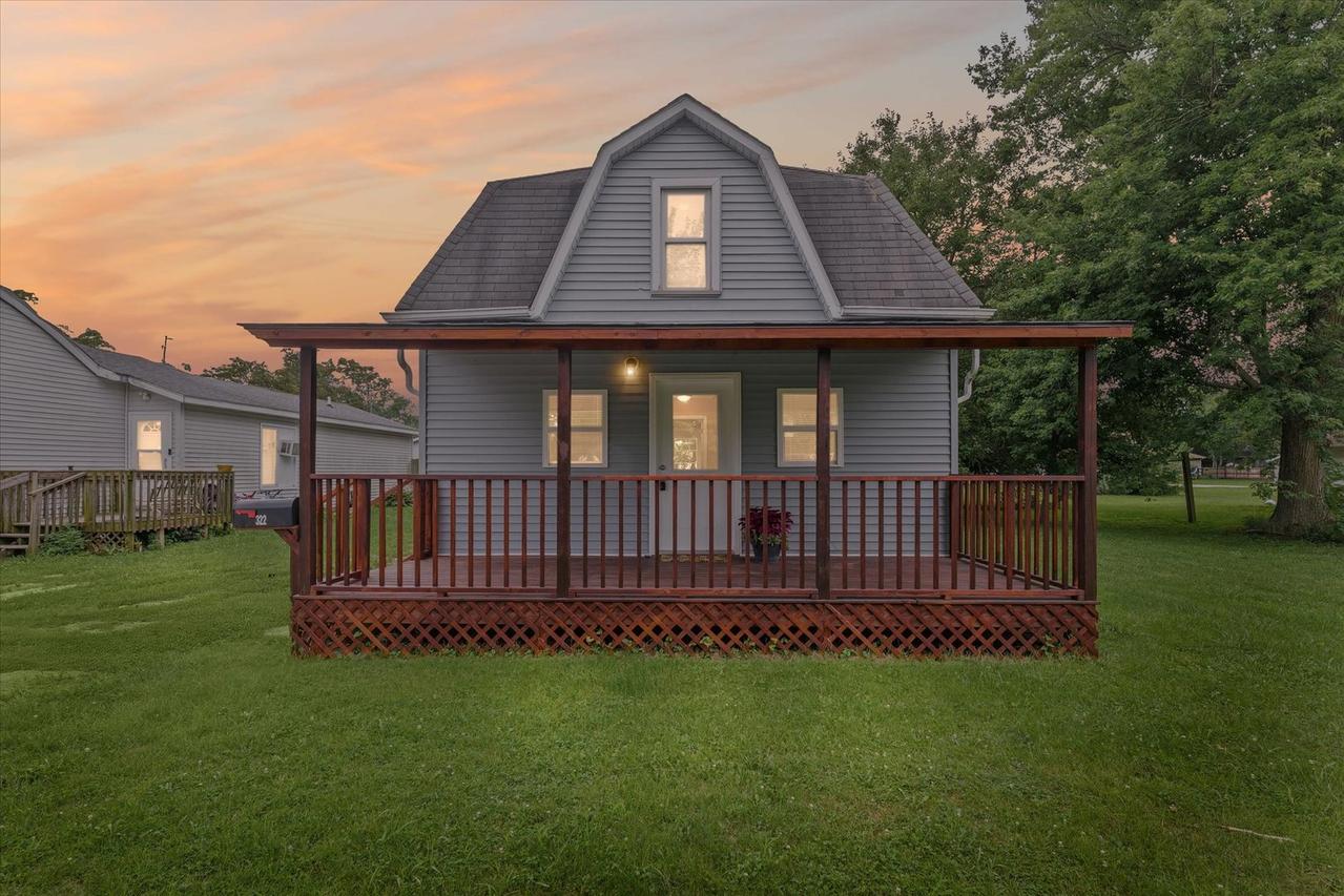 322 E Spruce St., Paxton, IL 60957