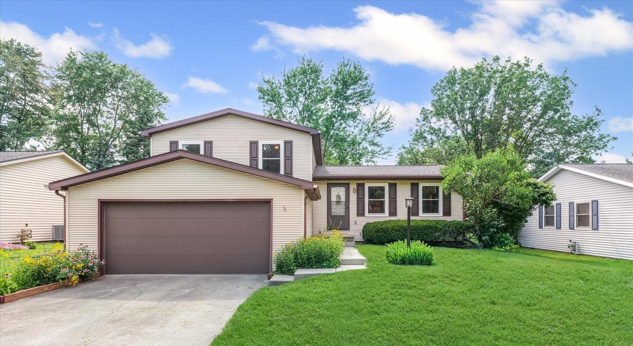 2803 S Myra Ridge Dr., Urbana, IL 61802