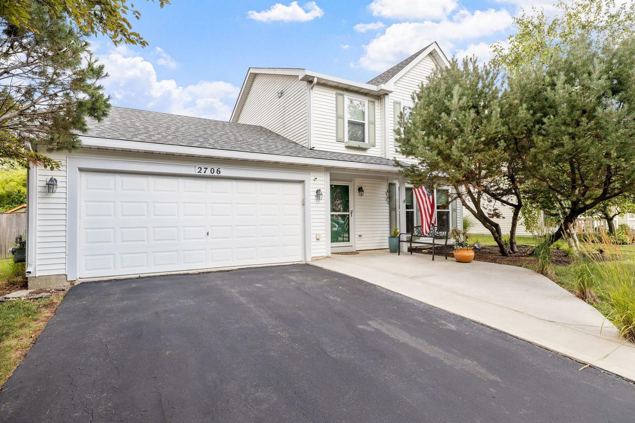 2706 Steamboat Cir., Plainfield, IL 60586