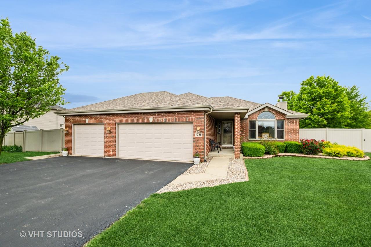1035 Bonnie Ln., Peotone, IL 60468