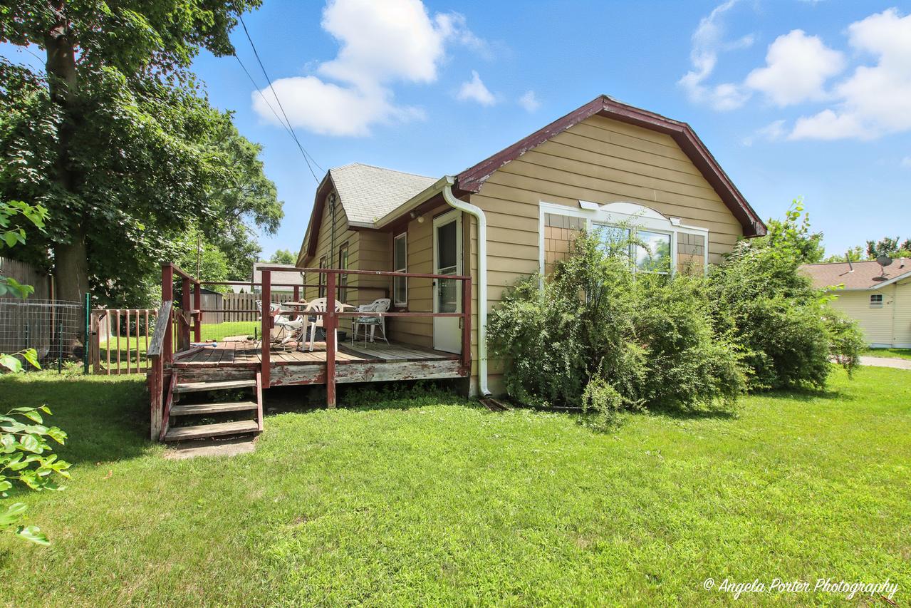 42517 N Poplar St., Antioch, IL 60002
