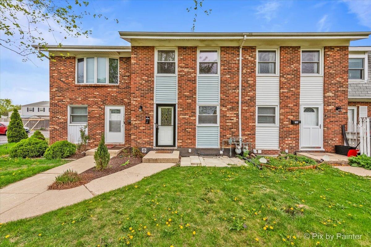 162 S Hale Ave., Bartlett, IL 60103