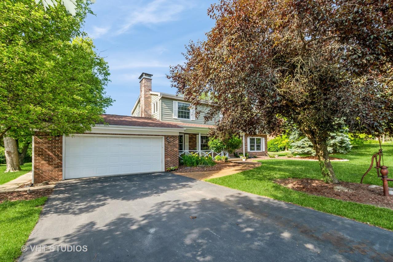 7820 Forestview Dr., Orland Park, IL 60462