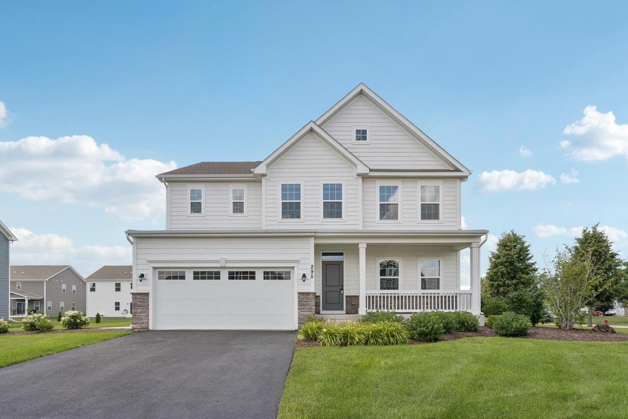 295 Atkinson Dr., Sugar Grove, IL 60554