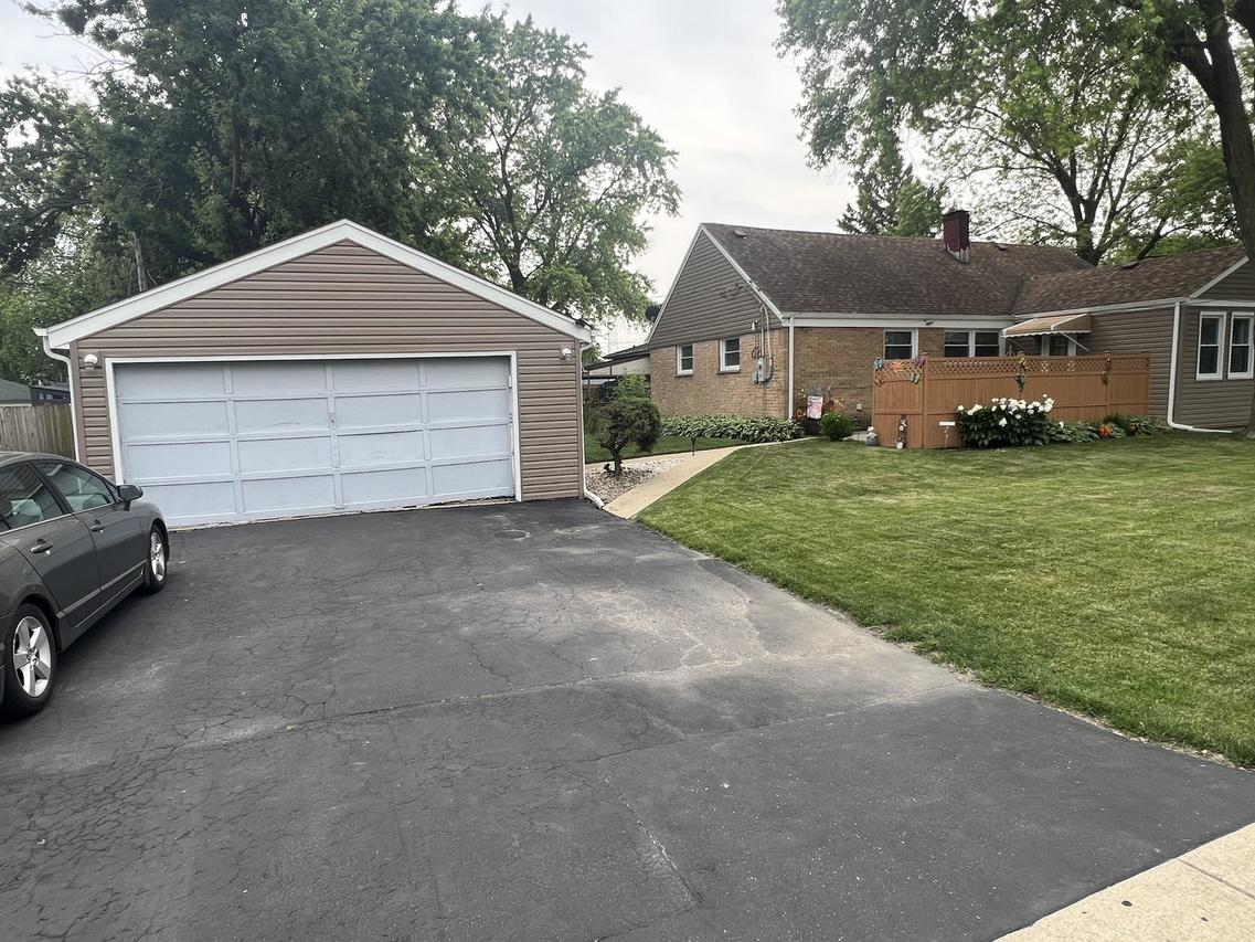 201 S Roy Ave., Northlake, IL 60164