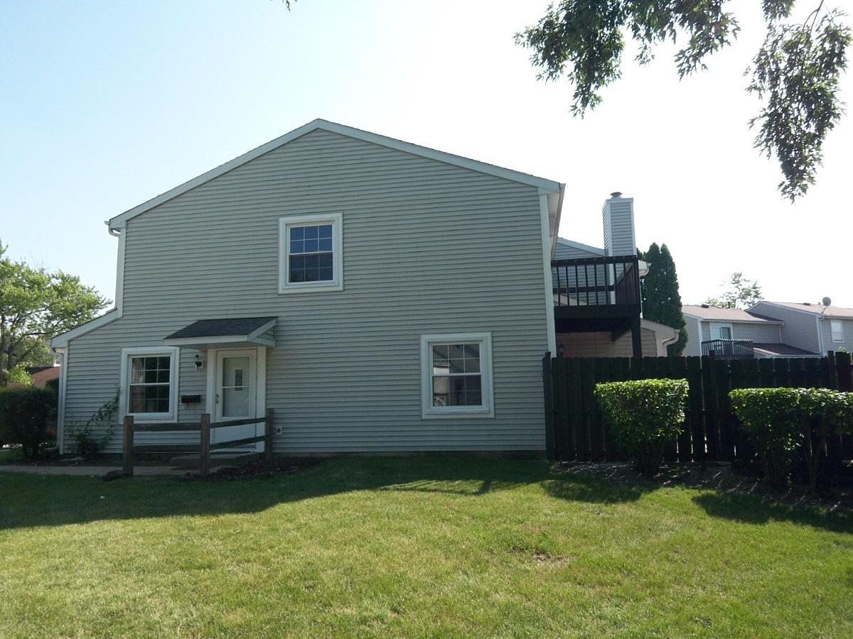 1925 Georgetown Ln., Hoffman Estates, IL 60169