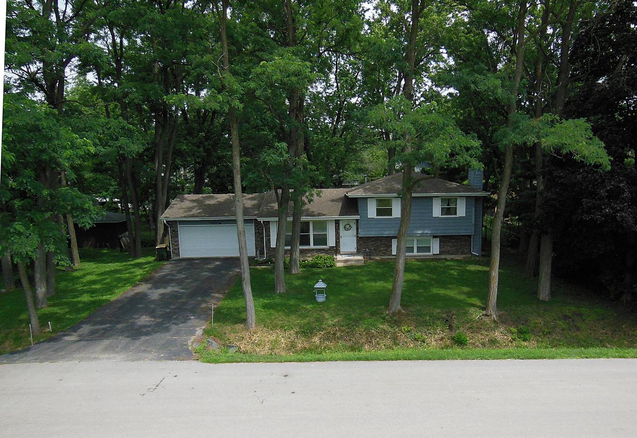 29W324 Grove Ave., West Chicago, IL 60185
