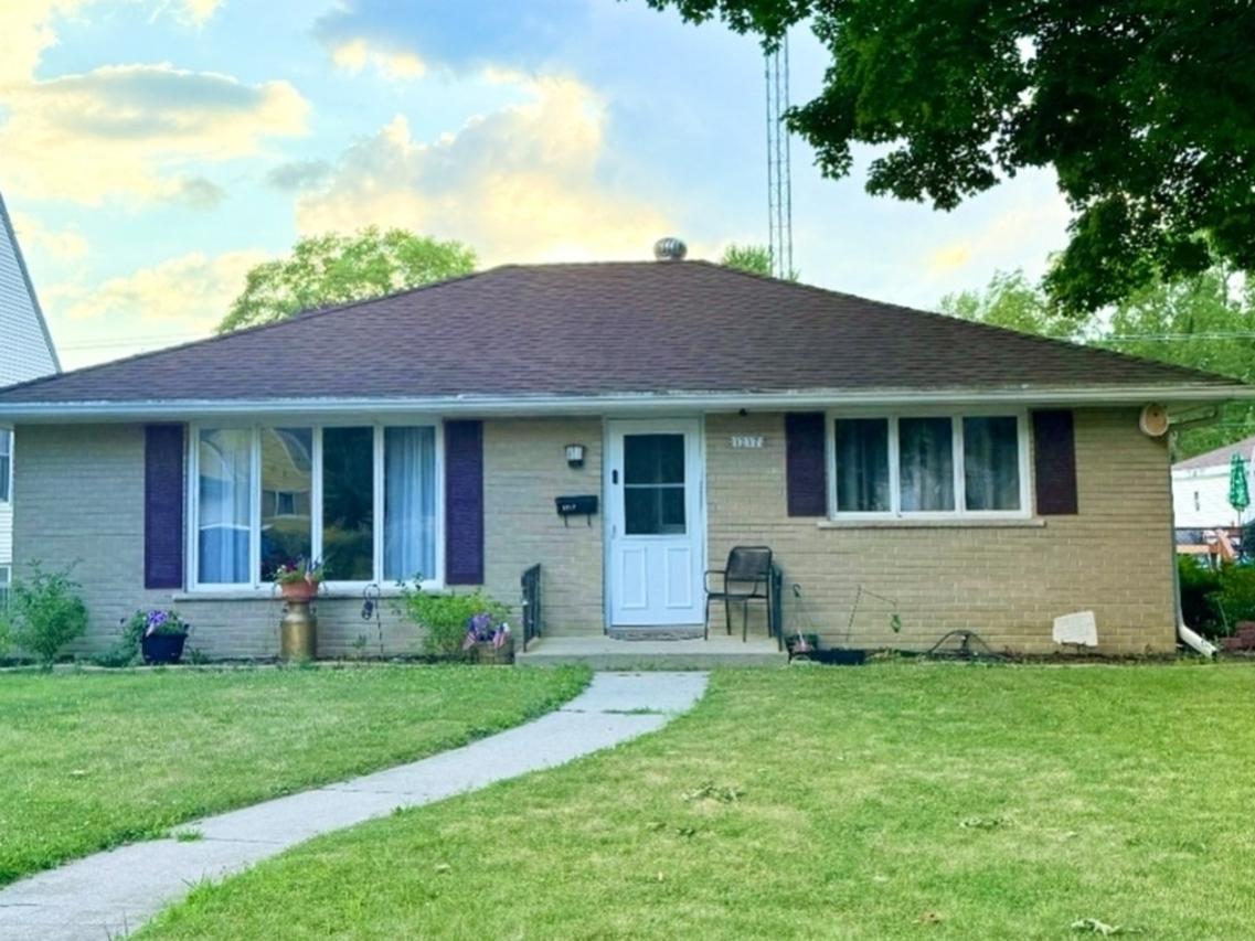 1217 S 7th Ave., Kankakee, IL 60901