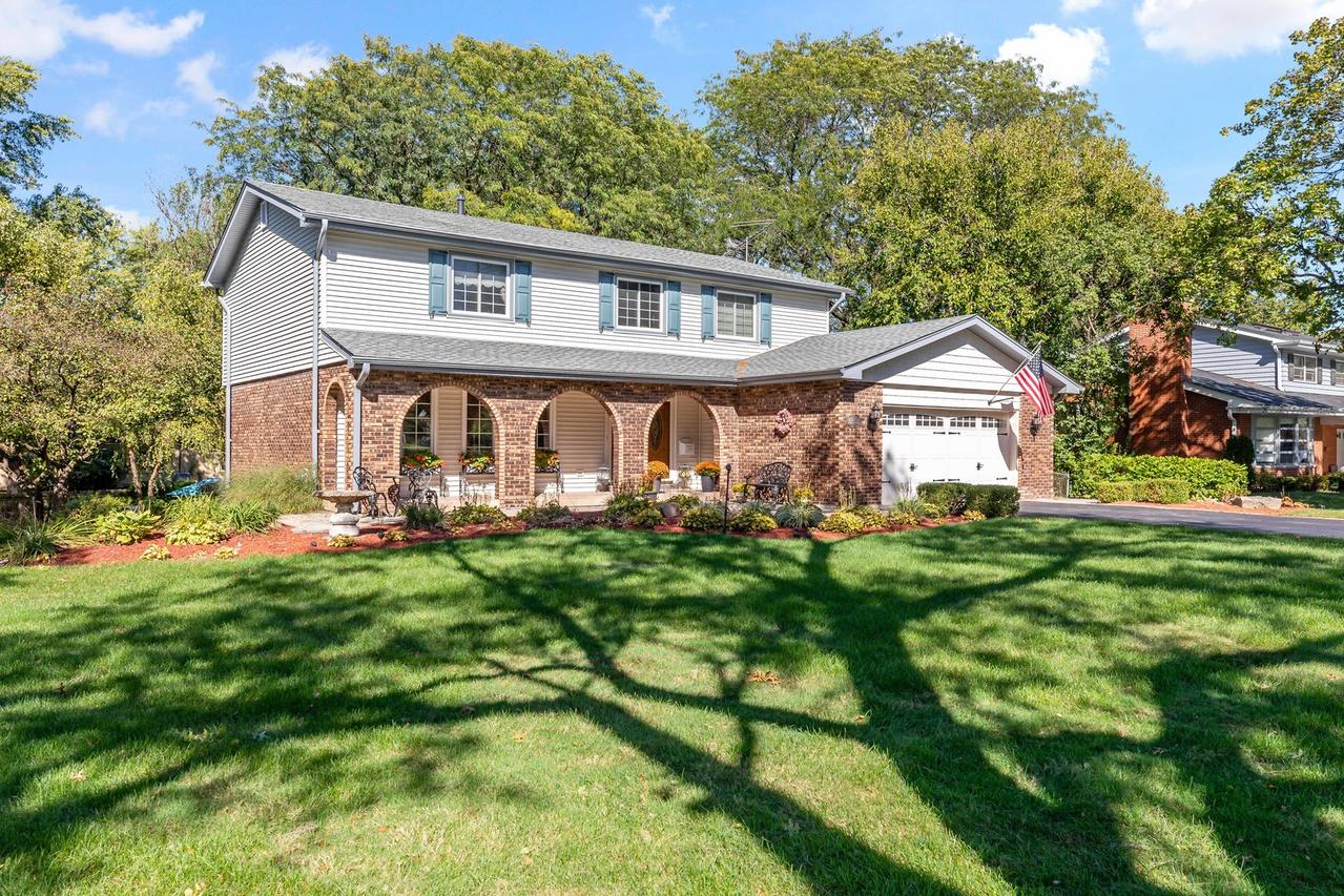 2709 Brassie Ave., Flossmoor, IL 60422