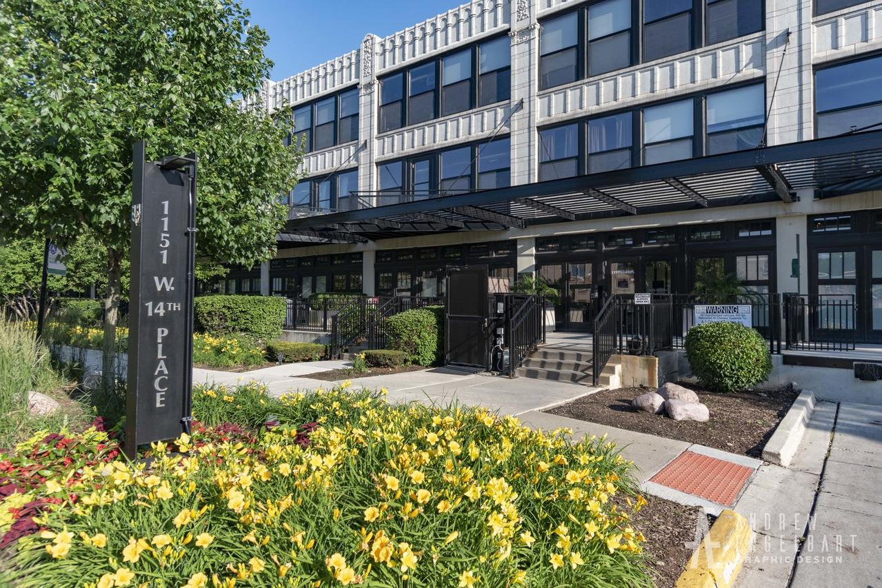1151 W 14th Pl. #238, Chicago, IL 60608