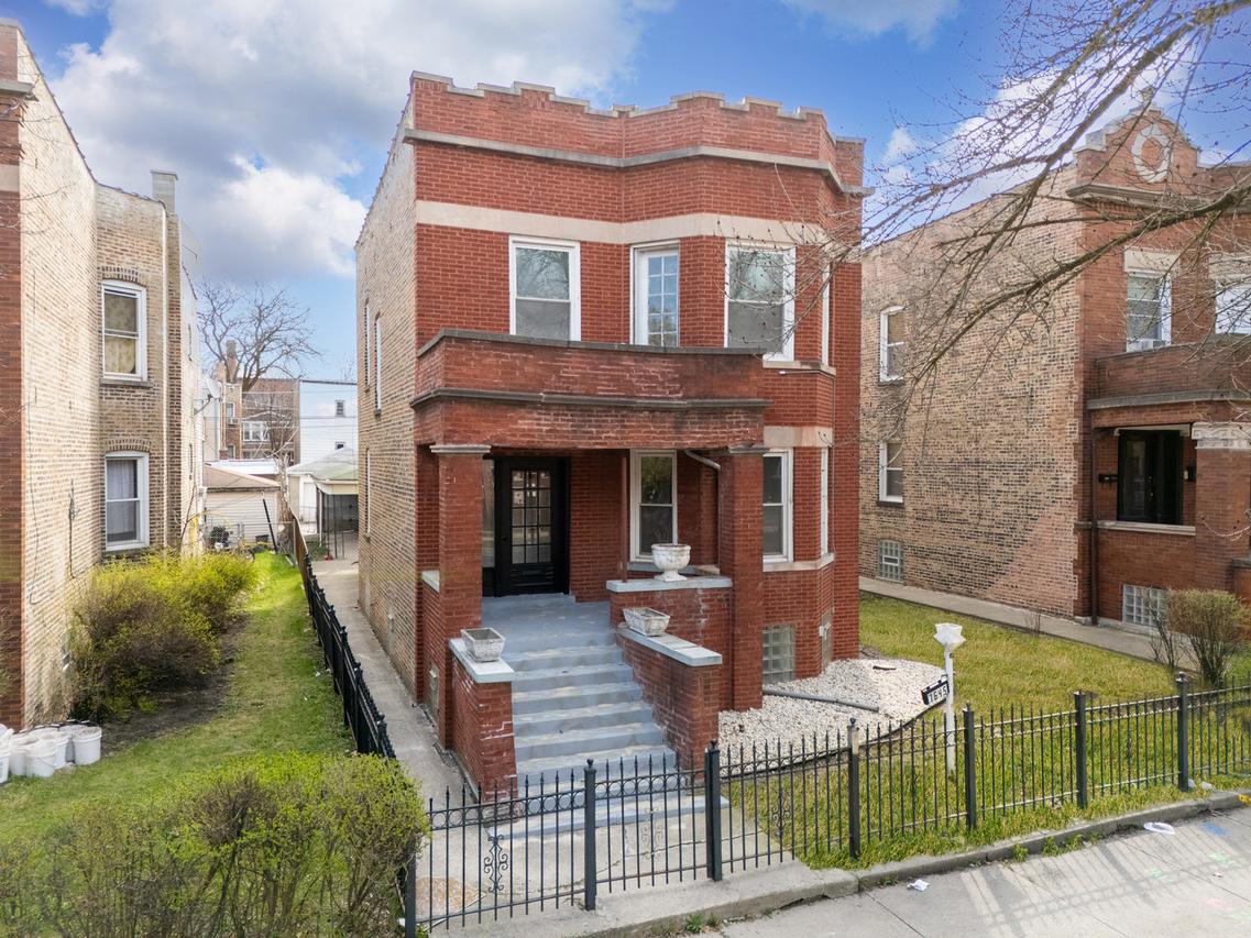 7645 S Morgan St., Chicago, IL 60620
