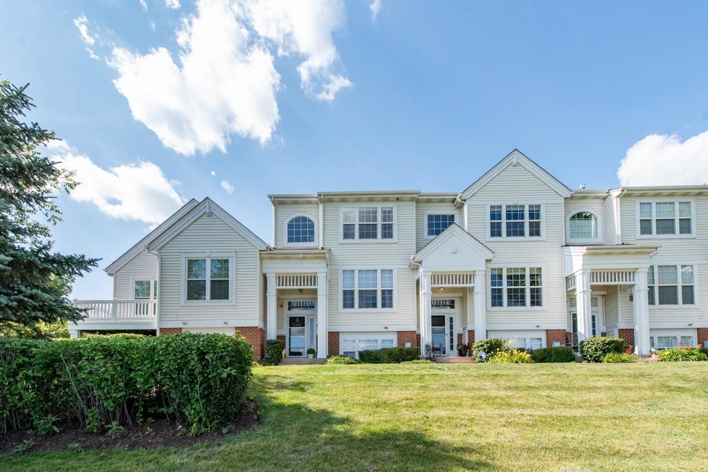 3009 Nicklaus Ln., Wadsworth, IL 60083