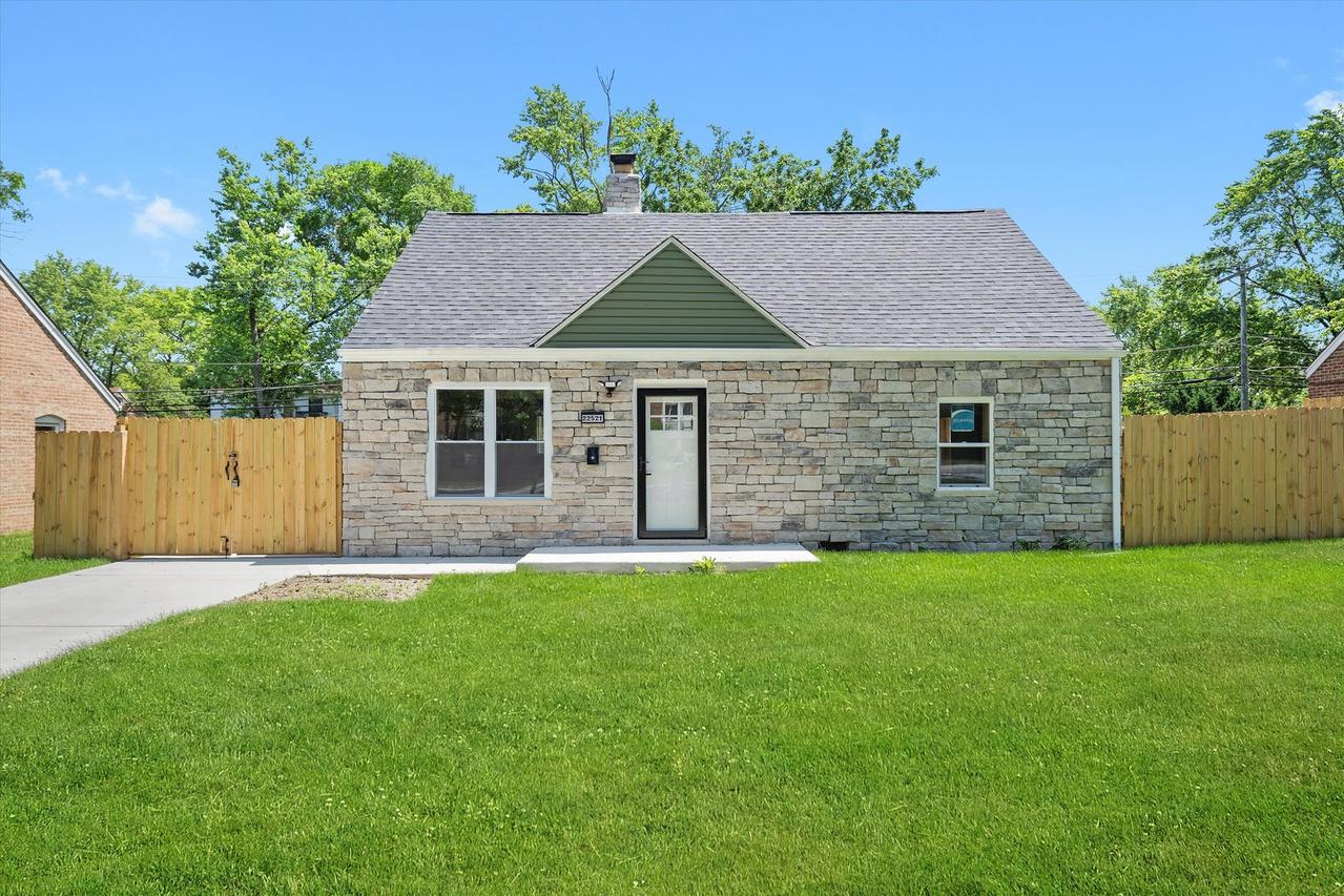 22521 Richton Square Rd., Richton Park, IL 60471