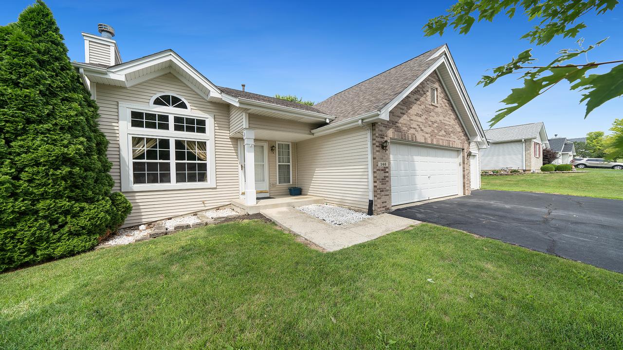 146 Parkview Dr., Oregon, IL 61061